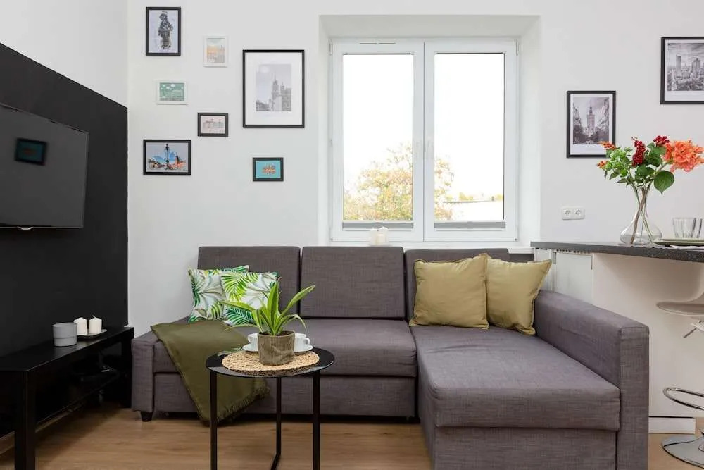 Elegant & Homely Apartment By Renters