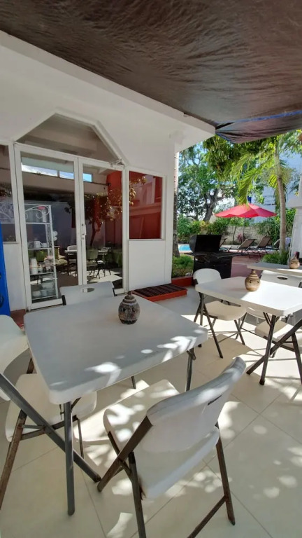 Mango Rooms