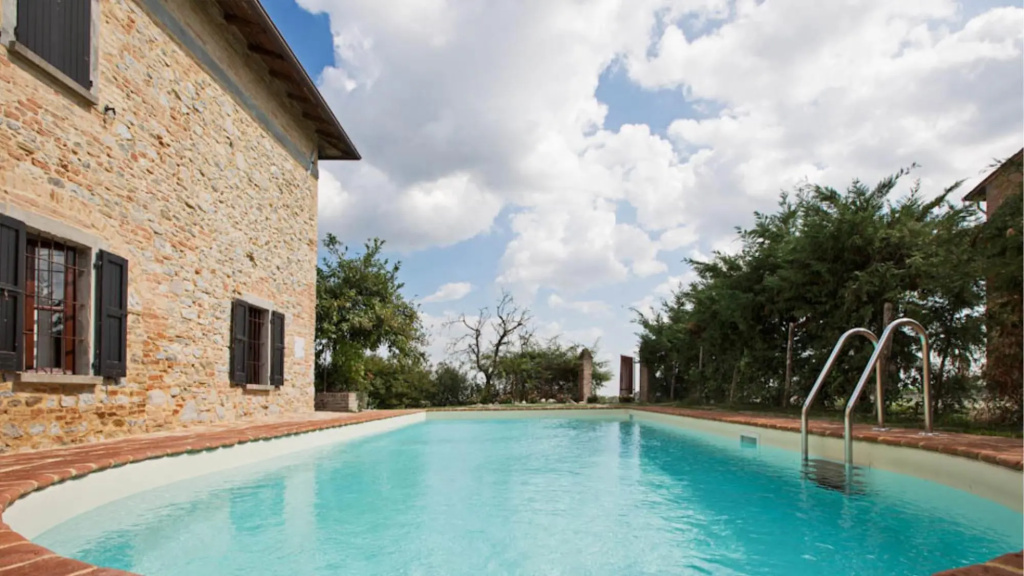 Nice Independent Country House With Pool and View on the Castle-cascina Arcangelo