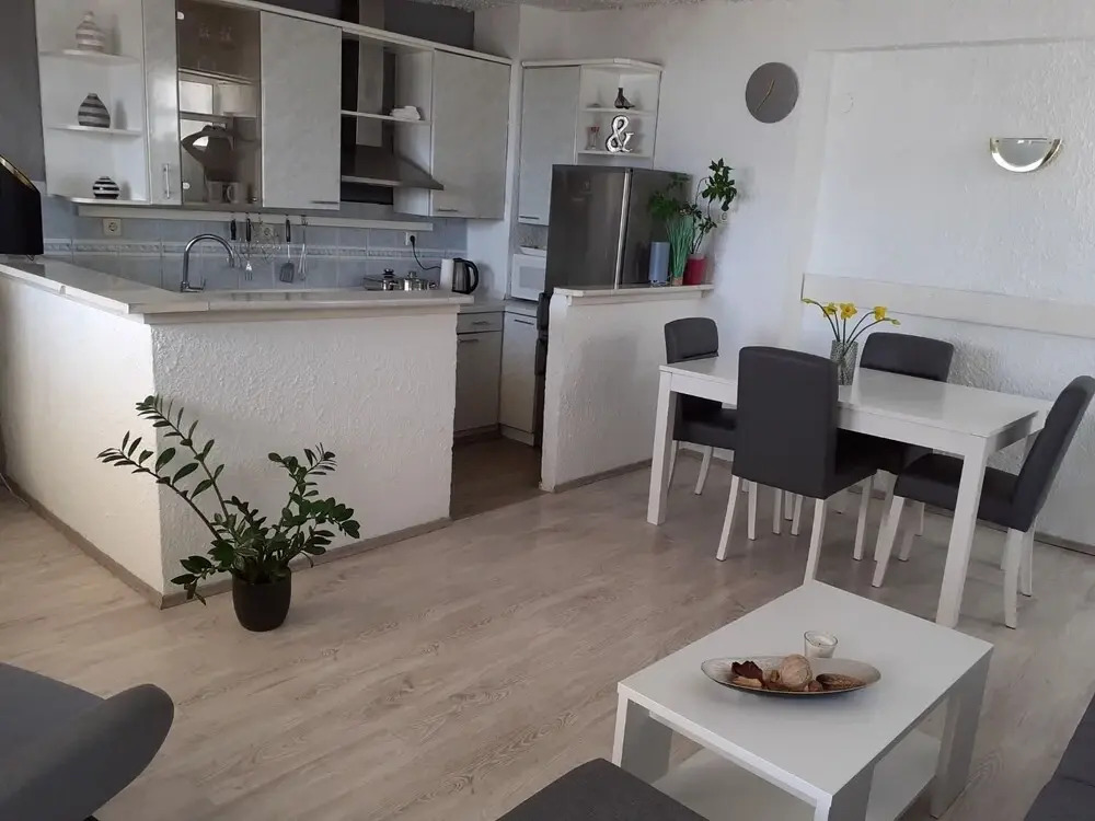 Jure - Terrace With Amazing sea View - A1 Leona