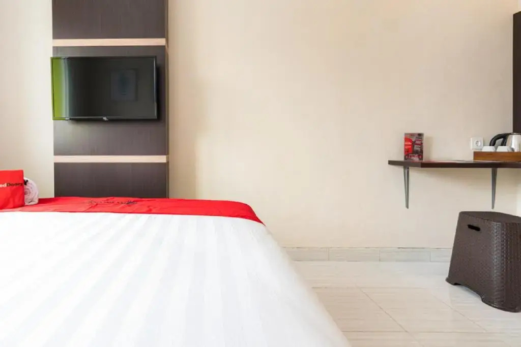 RedDoorz Plus At Harvest Inn Panakkukang