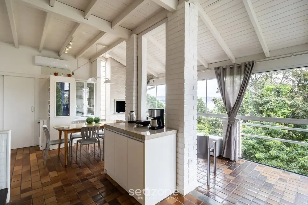 Bela Vista Duplex W/bbq in Bombinhas Ags0642