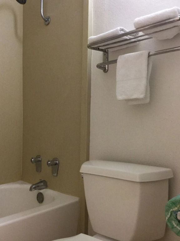 APM Inn & Suite