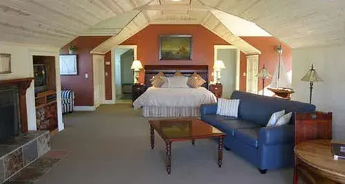 Little River Inn