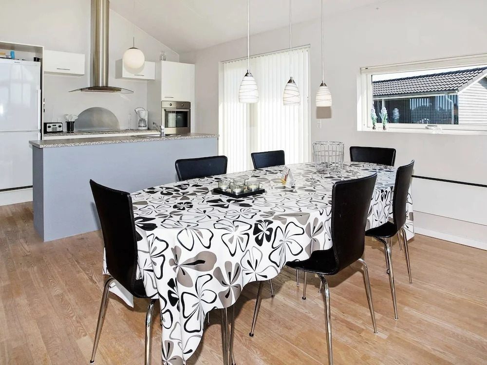 Spacious Holiday Home in Hemmet With Relaxing Whirlpool