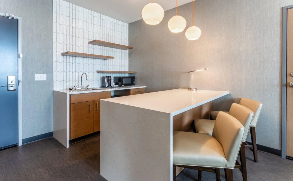 Holiday Inn & Suites Cedar Falls-Waterloo Event Ctr by IHG