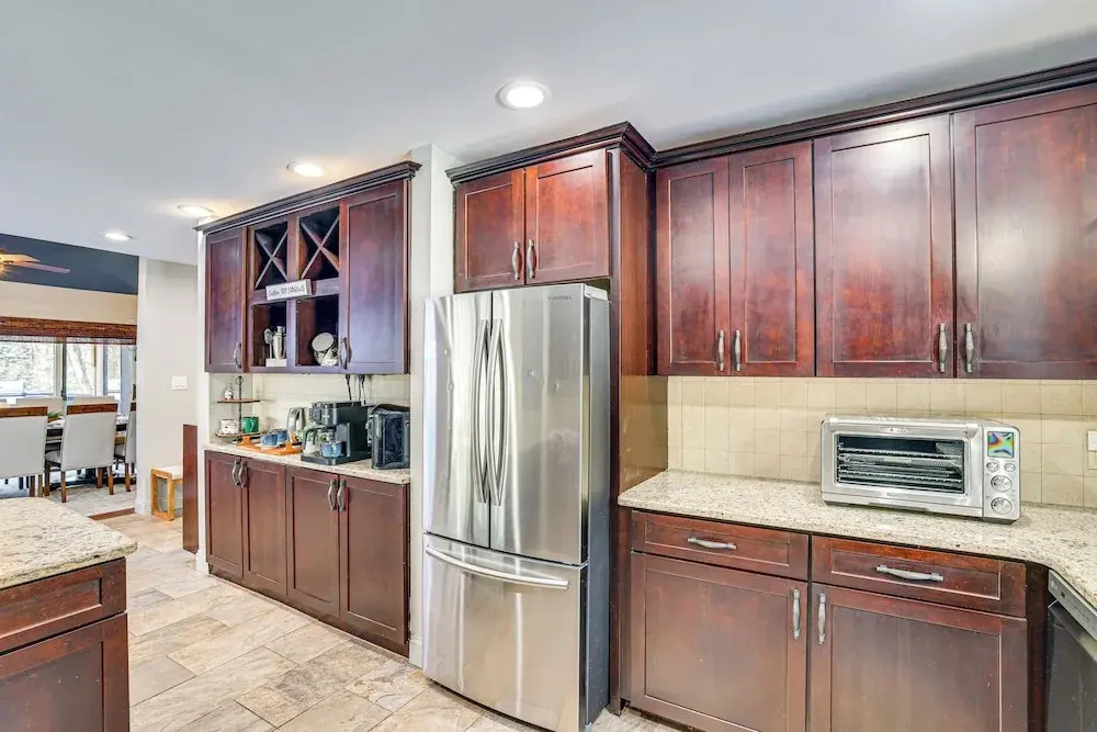 Lake Naomi Luxury Home w/ Stream Pool & Fire Pit