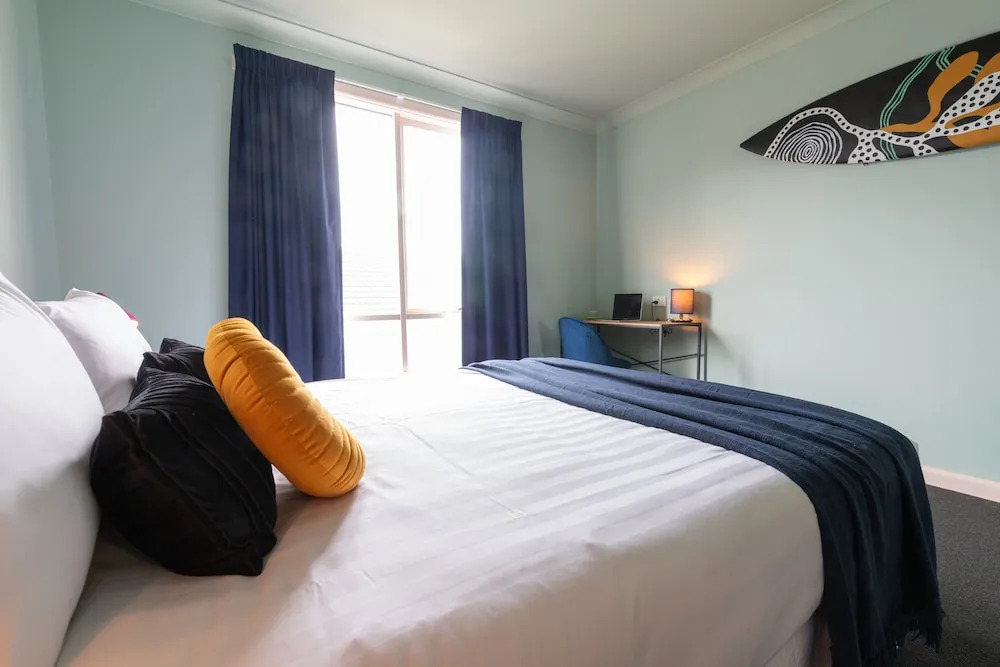 Roamer St Kilda