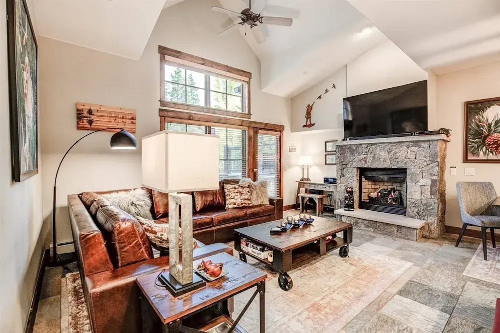 Ski-in 2 Bedroom Townhome at Mountain Thunder