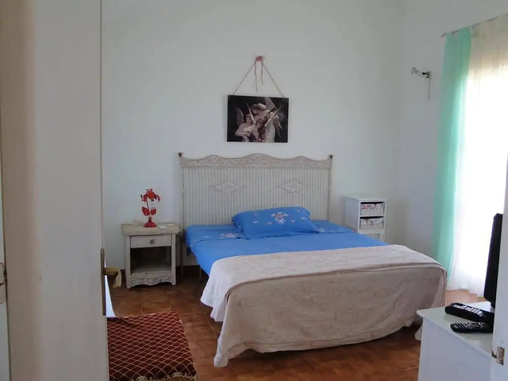 The Sisters House -100 Meters From the sea