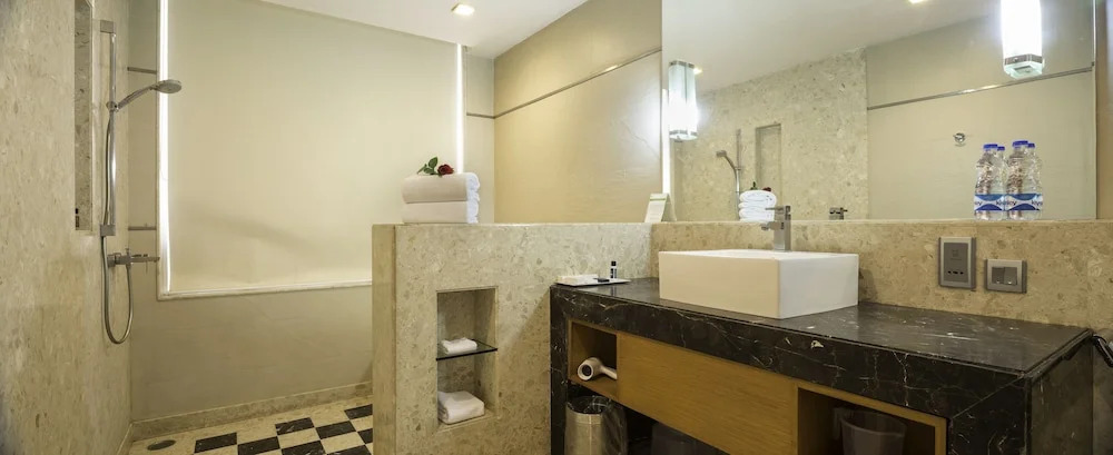 Aveda Hotel - Ludhiana