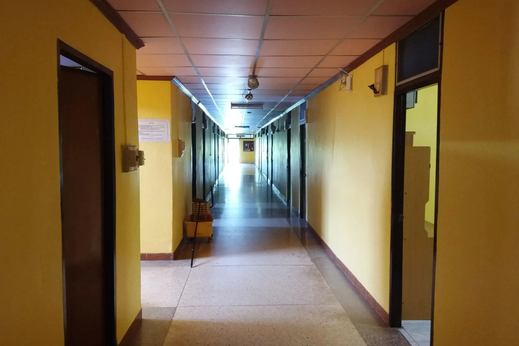 The 99 Inn Hotel