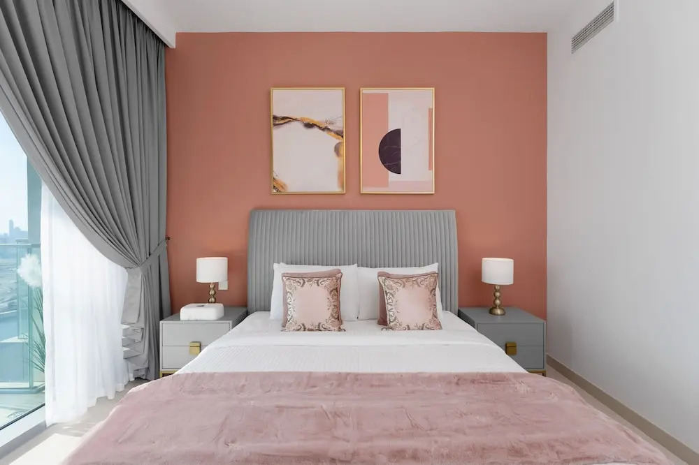 Maison Privee - Trendy Apt on the Creek with Superb Dubai Skyline Vw