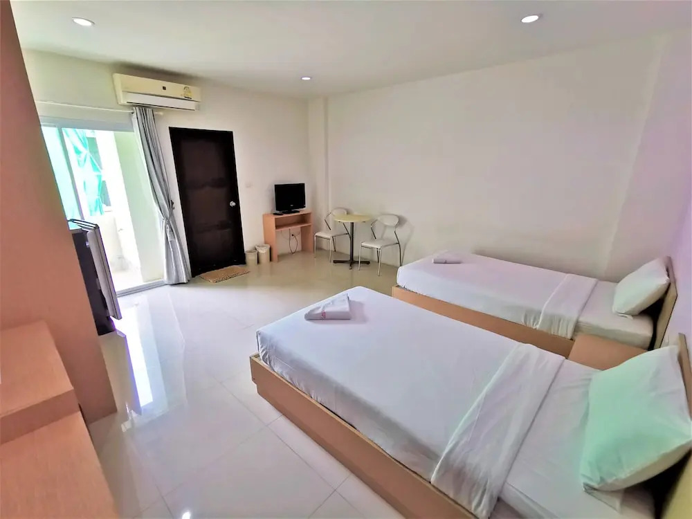 Hua Hin Irooms