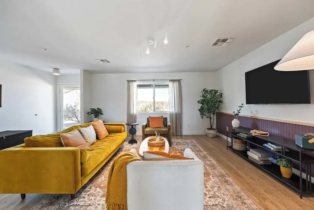 Sunflower Ranch 1mi From JT New Pool + Game Room