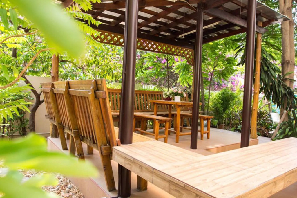 Jitthamas Residence