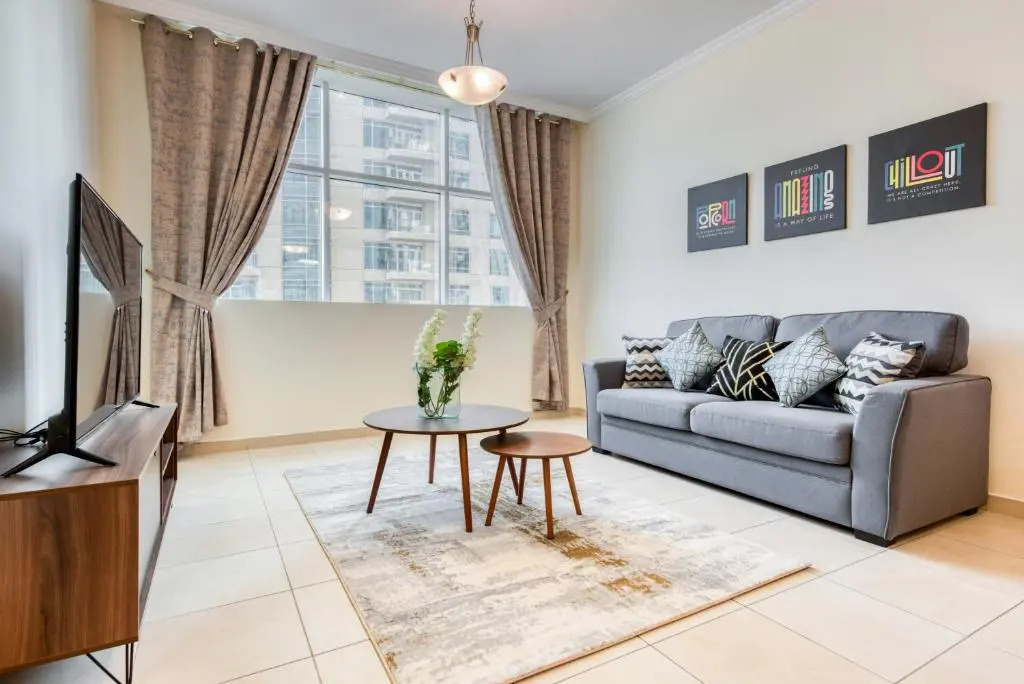 RH- Burj Al Nujoom, Downtown, 1BR near Dubai Mall