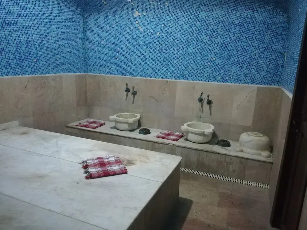 Karam Hotel