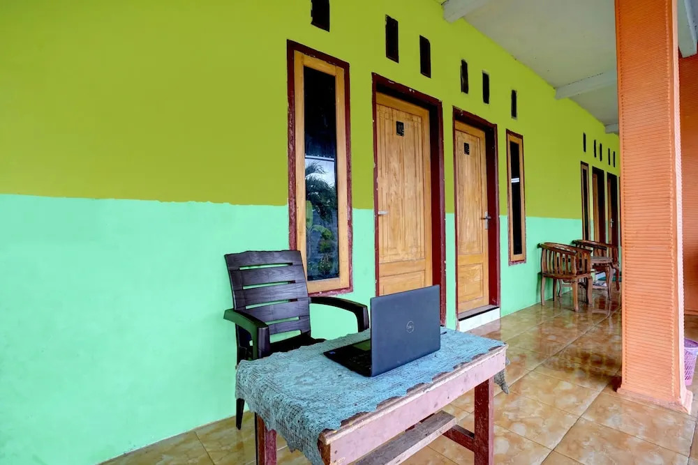 Hotel O Anisah Adil Homestay SyariahNearsmart Kampung Desa Pakistaji