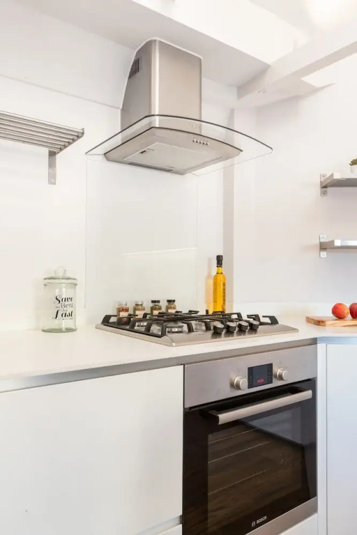 Prime Location Kensington Apartments