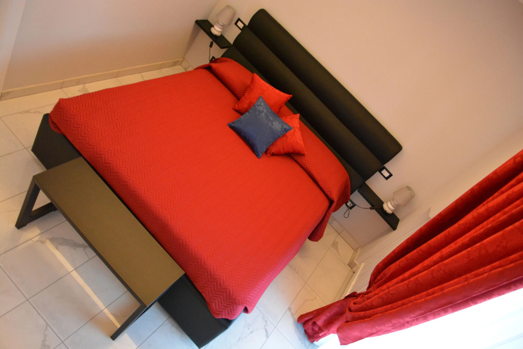 Flats4rent Mameli 140