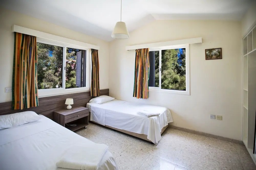 Villa Napa Beach 4 Gold