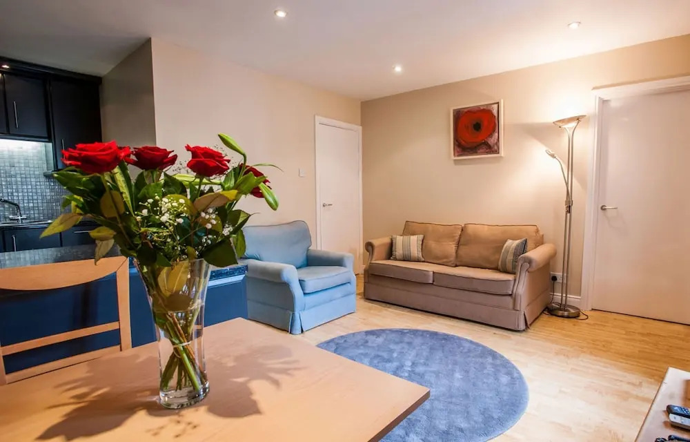City Centre 1Br Suite Apt In Dublin-2