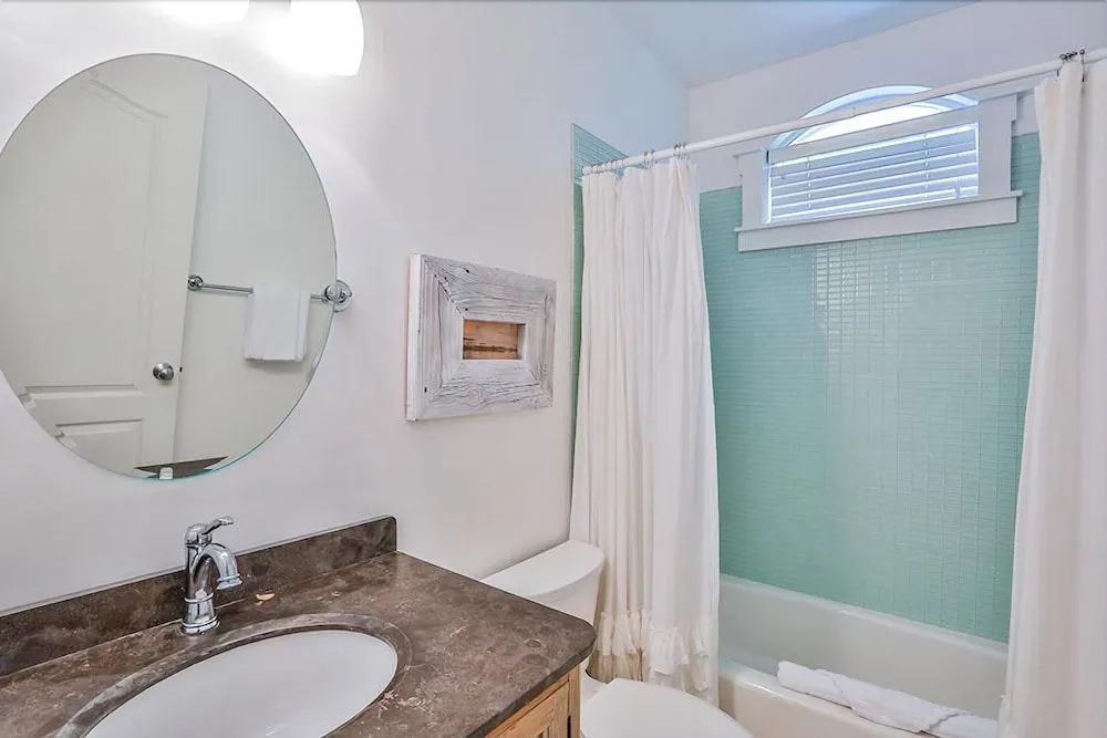 3 by the Sea 3 Bedroom Holiday Home by Five Star Properties
