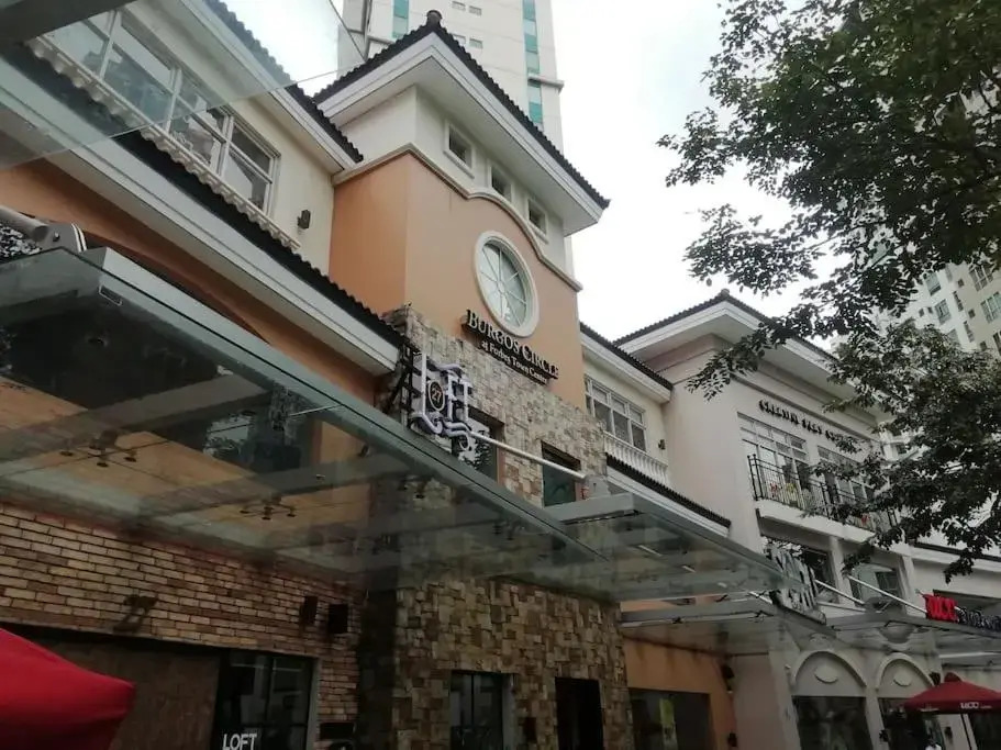 StayHere Burgos Circle 1 Bedroom Avant@Fort Gym