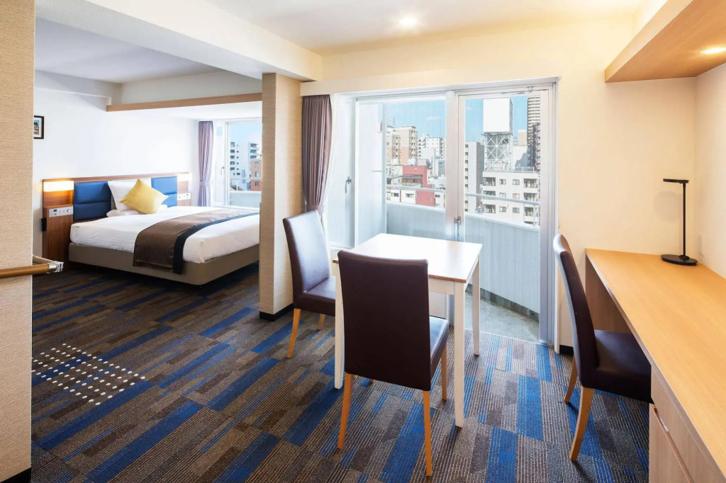 Floral Hotel East Shinsaibashi