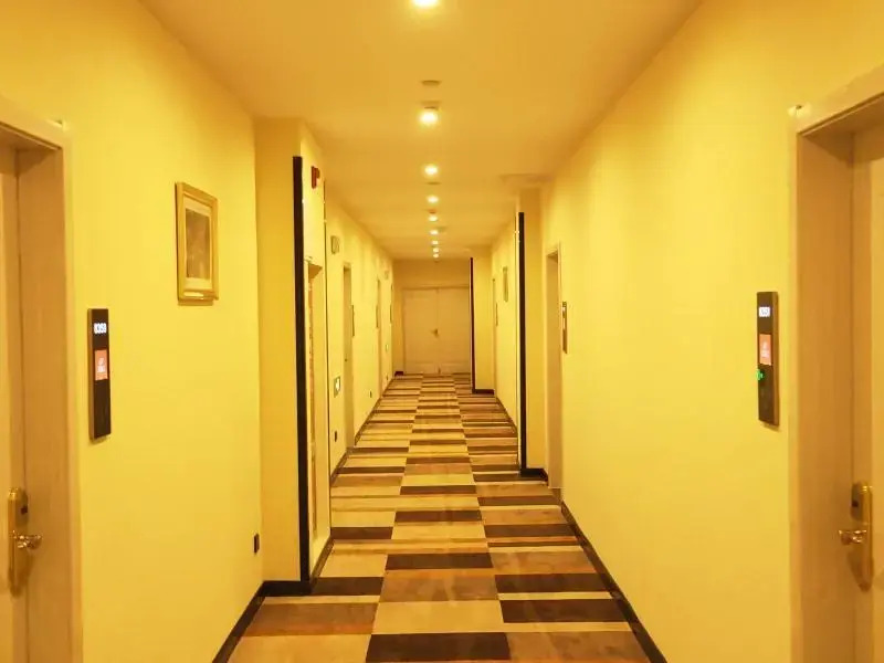 Shell Hotel Liaocheng Dongchang Xi Road Railway Station