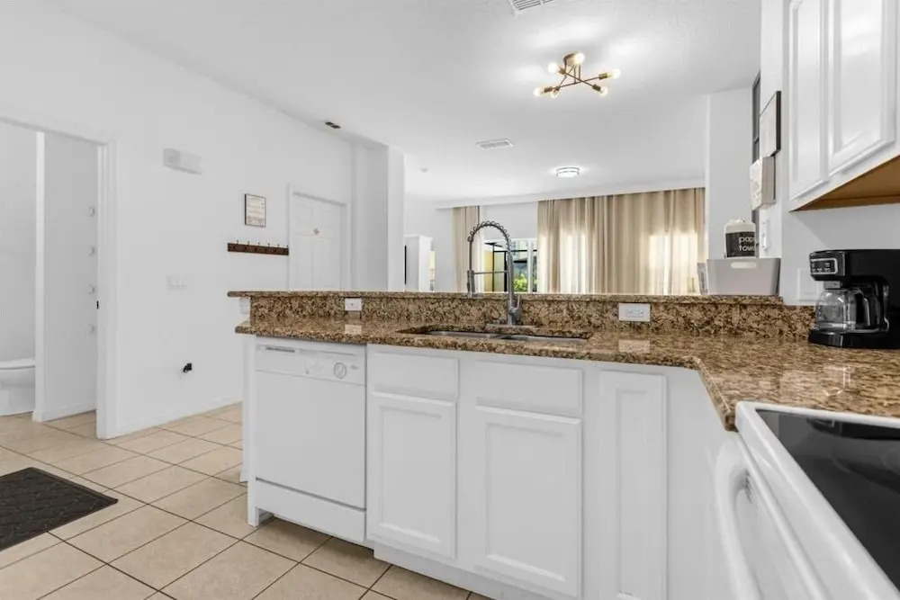 3 Bed/2.5 Bath Perfect Family Home Bunk Beds 3 Bedroom Townhouse by RedAwning