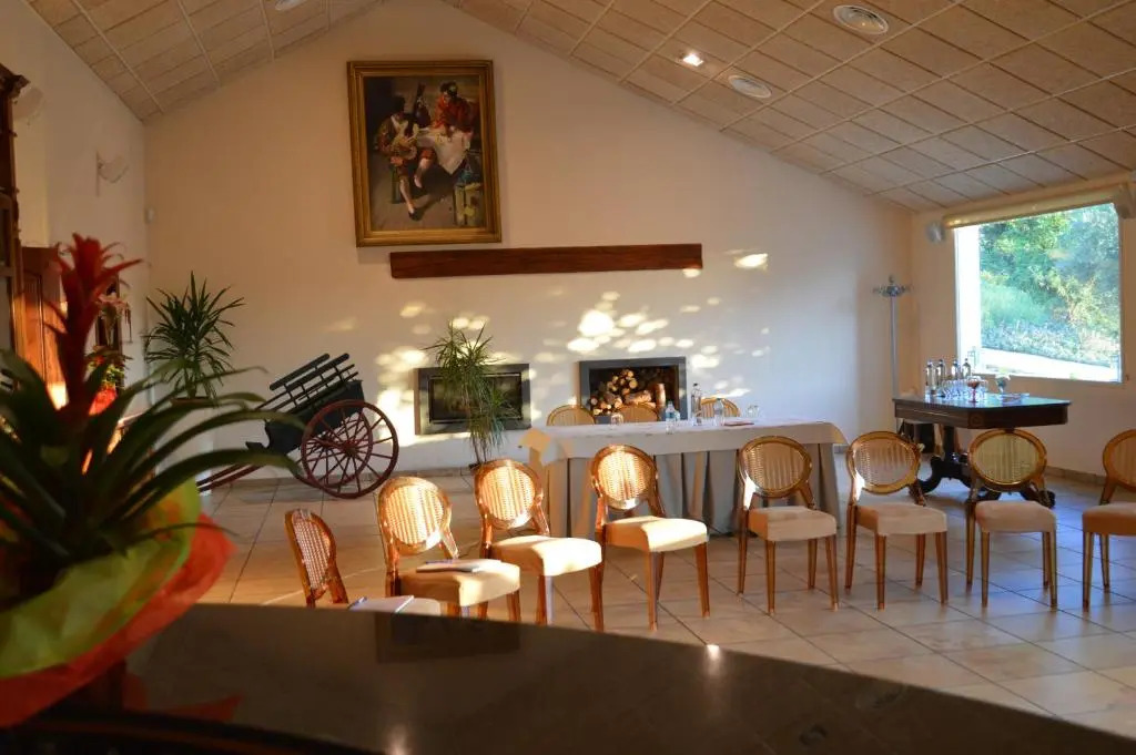 Eco Hotel con encanto Masía la Mota B&B