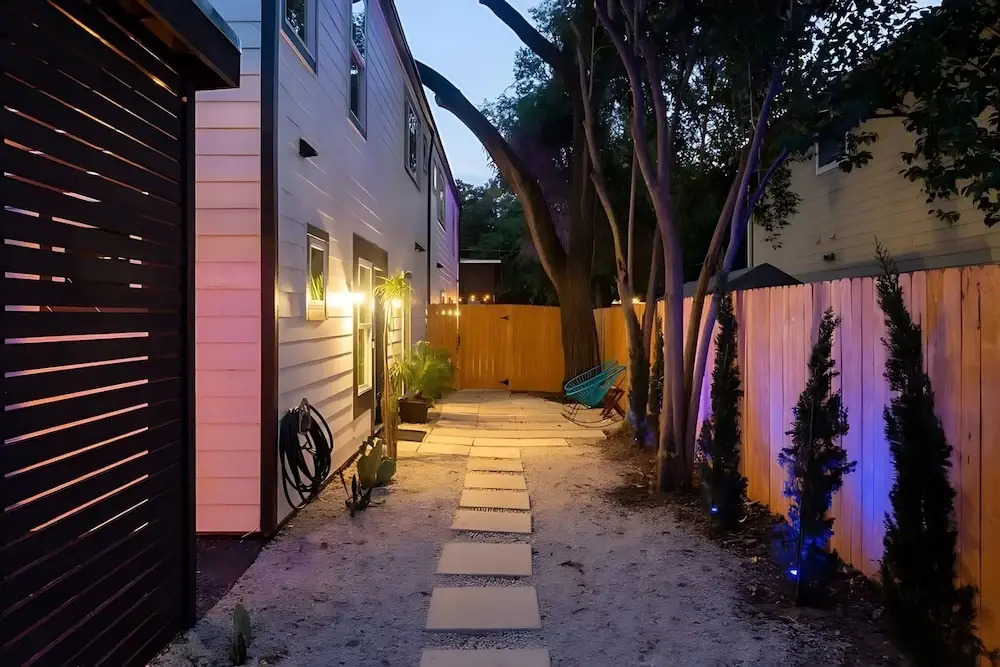 Two-home 3rd St - Estate 6th Street - 4 min Walk