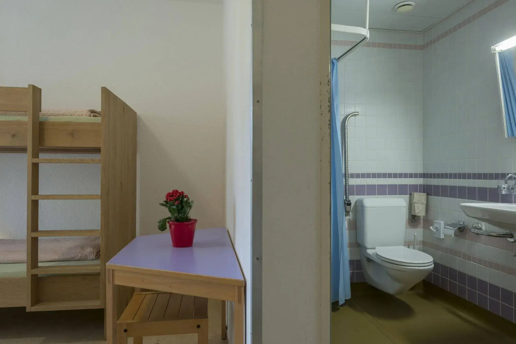 Montreux Youth Hostel