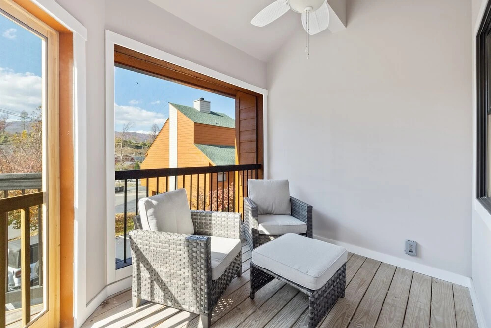 Gatlinburg Condo 2 Bedroom Condo by RedAwning