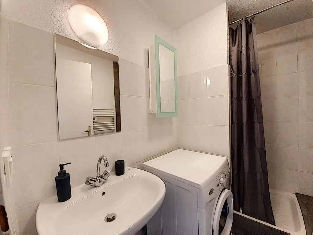 MAGNIFIQUE APPARTEMENT REFAIT à NEUF - CALME - 2 Chambres - 6 Personnes - Vue Montagne GRAND CERF 65