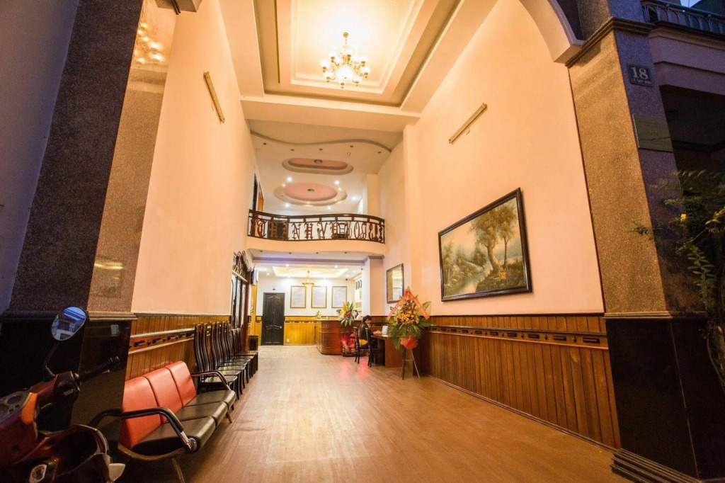 Golden Tulip Hotel