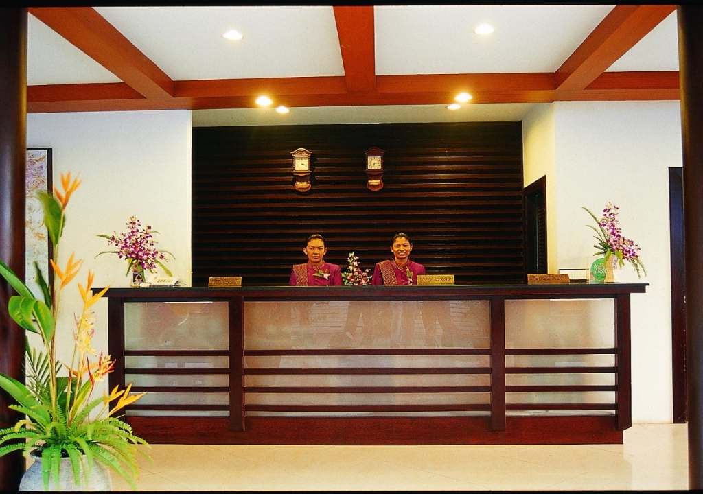 Kata Poolside Resort SHA Extra Plus