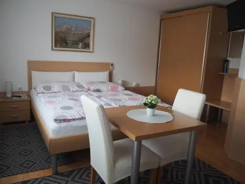 Rooms Stojanovič
