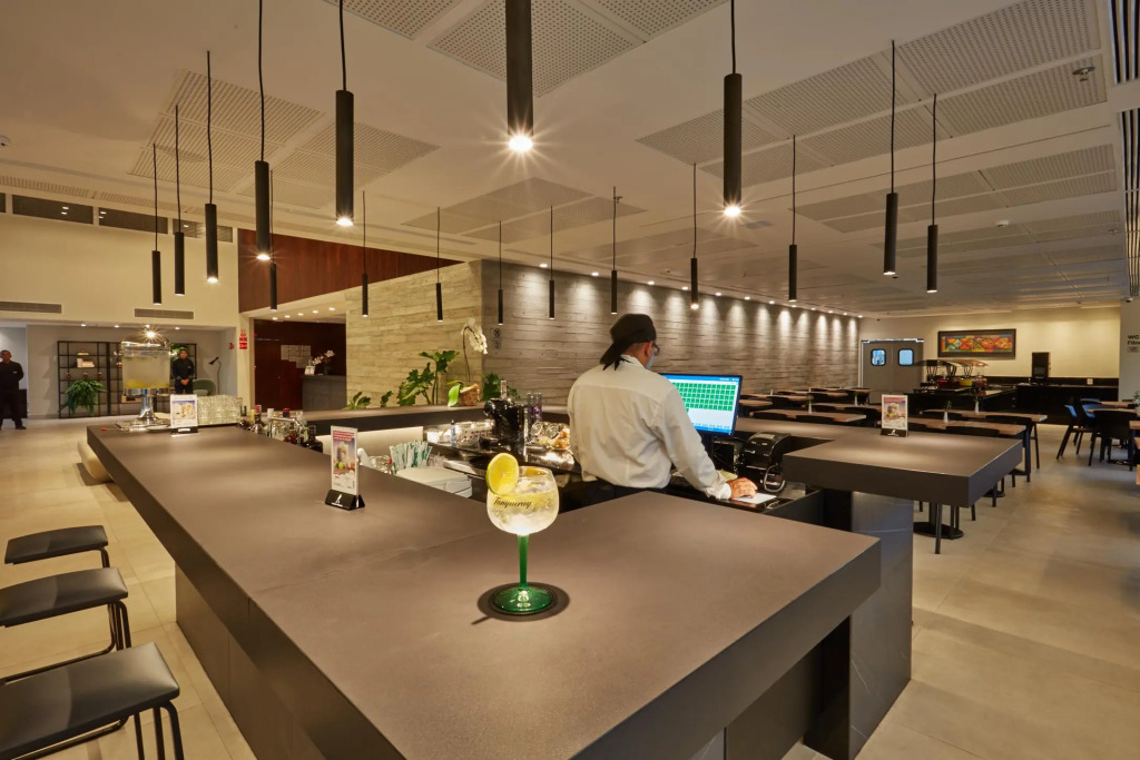 Flix Hotel