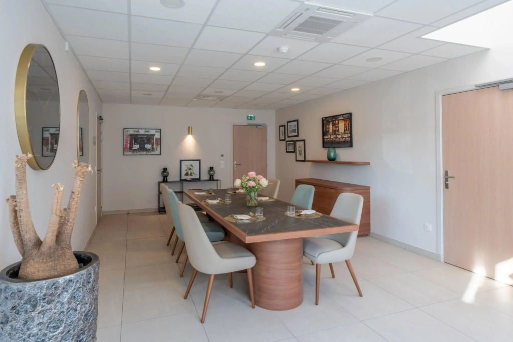 Quality Aparthotel Moissy-Cramayel