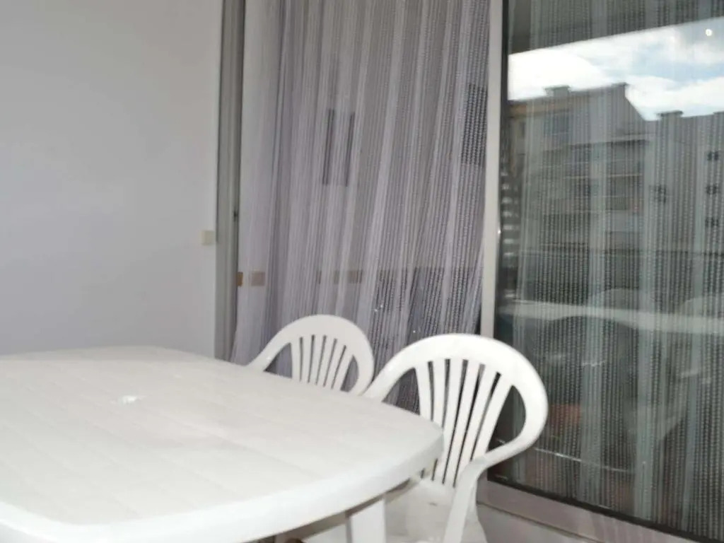 Appartement Le Grau-du-Roi, 2 pièces, 4 personnes - FR-1-250-136
