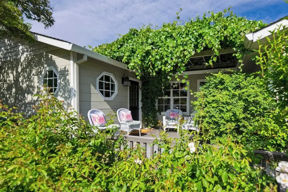 Glen Ellen Escape by Avantstay 5BR Retreat w/ Pool, Hot Tub, Hammocks & Vineyard Views