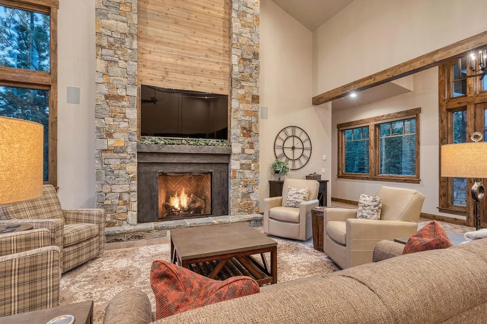 Gorgeous New-build In Schaffers Mill 4 Bedroom Home