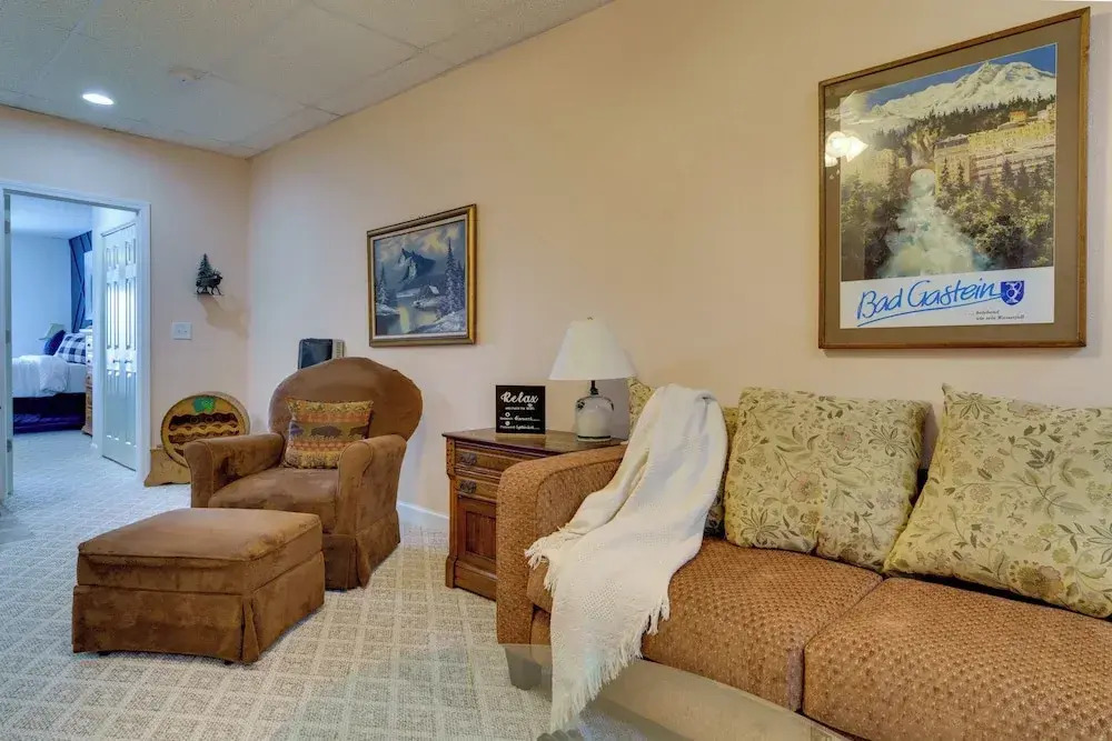 Near Trail Access & Beech Mtn Ski: 1st-floor Condo