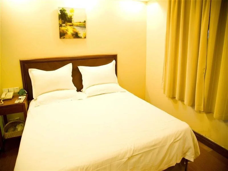 GreenTree Inn Shanghai Nanqiao Middle Renmin Road Express Hotel