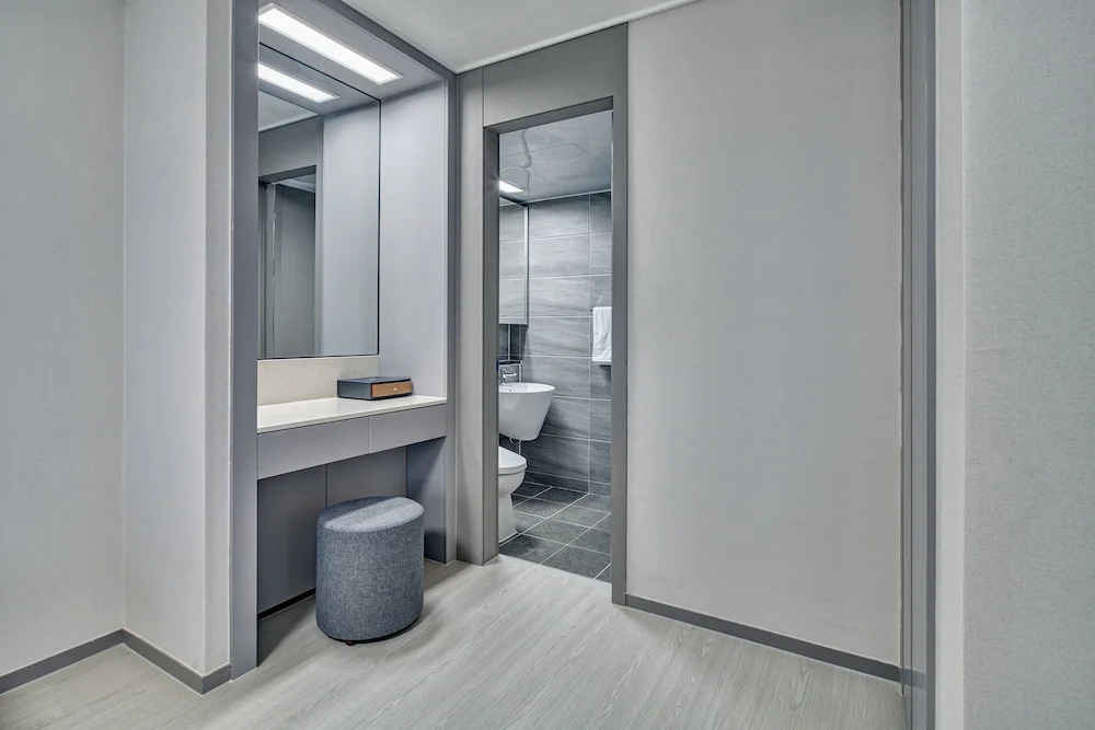 Gangneung Chonpines Ocean Suites Hotel