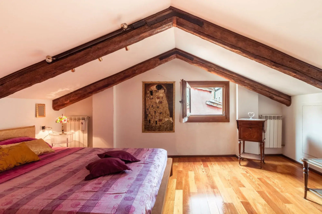 Vivaldi Apartment
