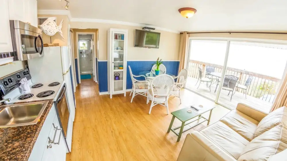 Suntan Terrace